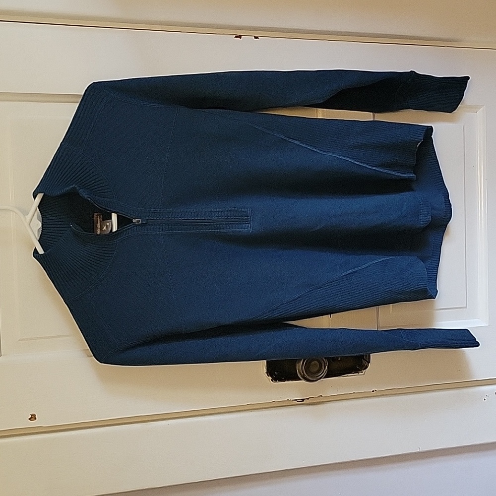 Eddie Bauer Engage 1/4 zip sweater